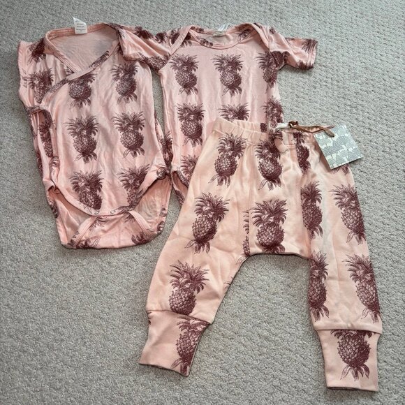 Kate Quinn pink vintage pineapple bundle - Picture 6 of 7